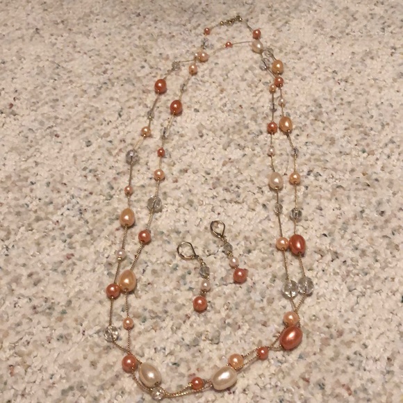 Premier Designs Jewelry - Long adjustable necklace and earrings